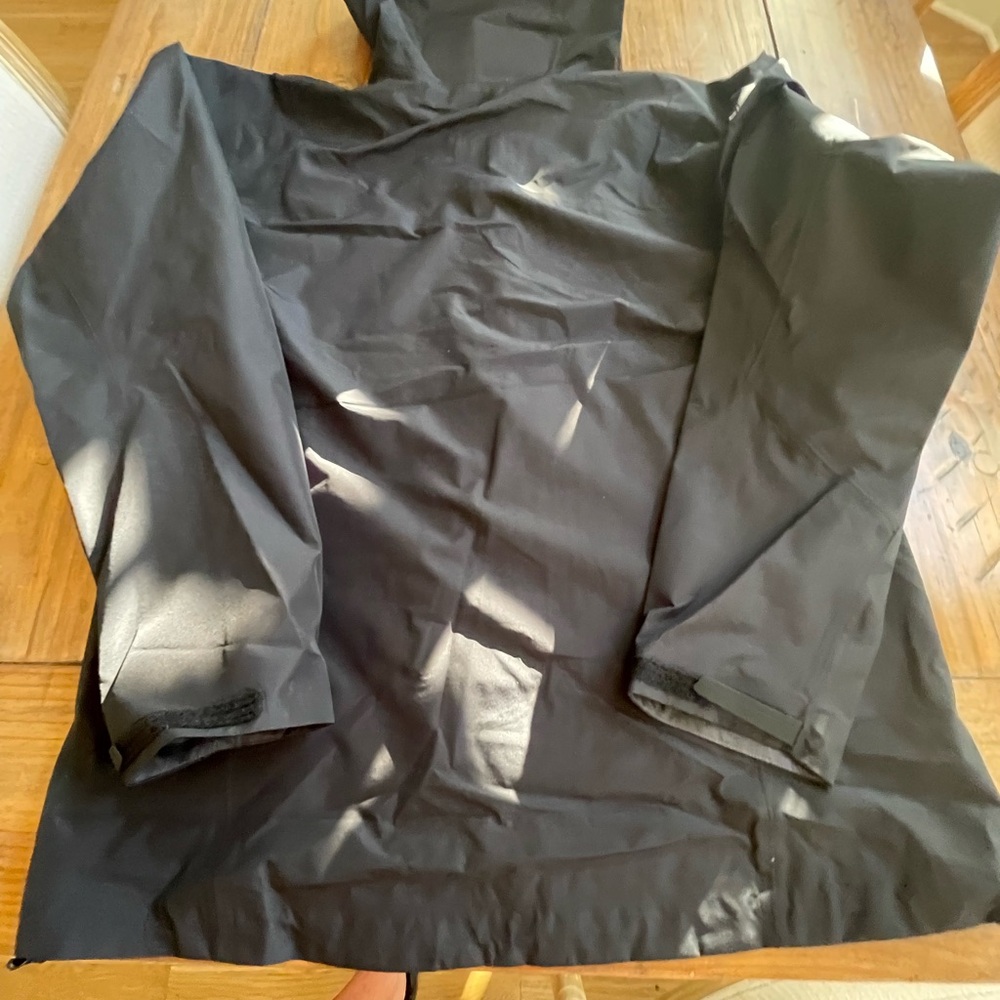 ARCTERYX GORETEX SHELL MENS XXL BLACK NEW WATERPROOF BEAUTIFUL JACKET EXTREME - Picture 4 of 7